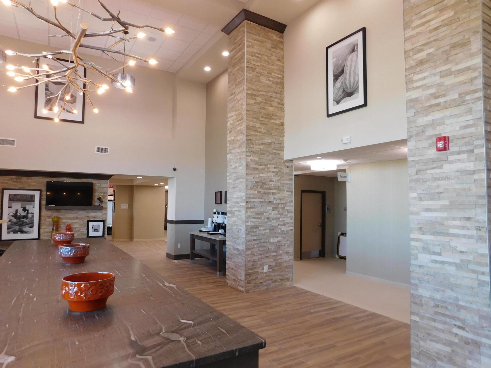 Hampton Inn & Suites Artesia Exteriör bild