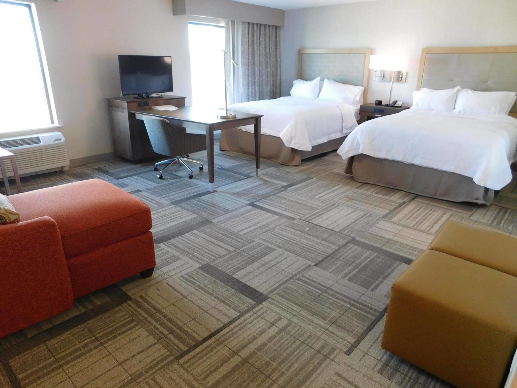 Hampton Inn & Suites Artesia Exteriör bild
